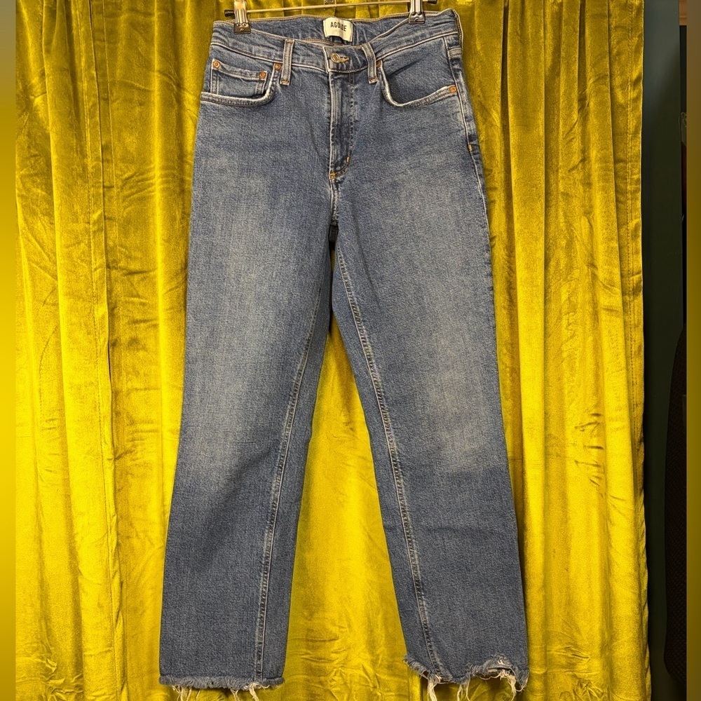 AGOLDE KYE Medium Wash Raw Hem Straight Leg Jean. Size 26. Retail $230